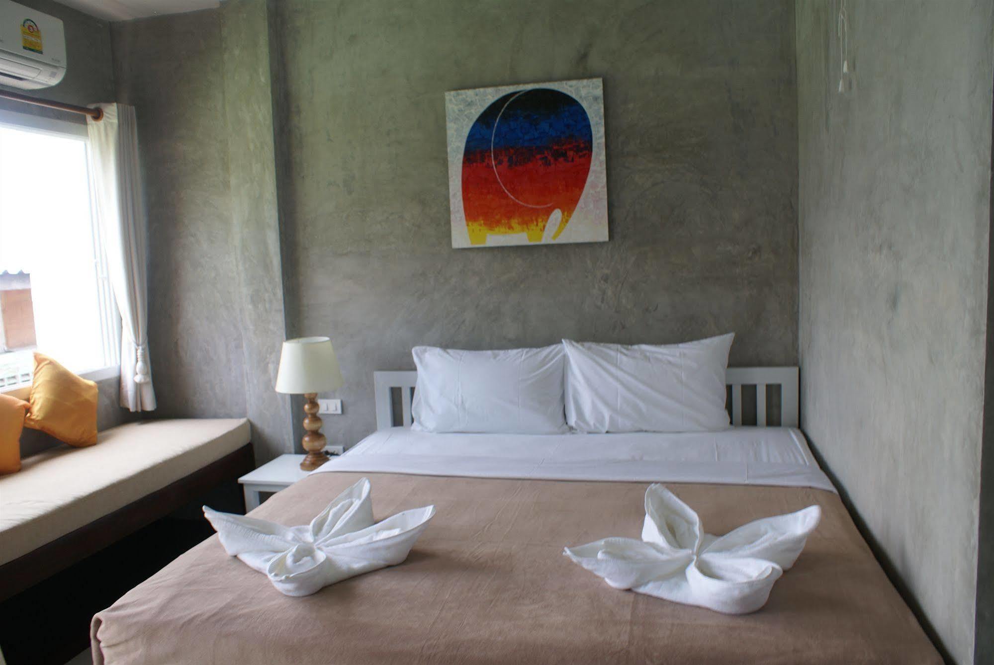 Ban'S Avenue Guesthouse Ko Tao Ngoại thất bức ảnh
